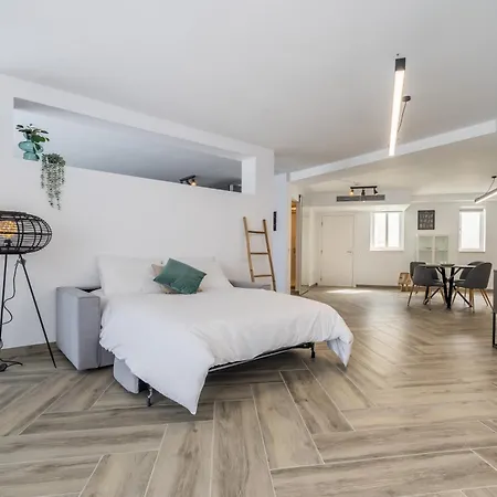 Brand New Elegantly Furnished In *